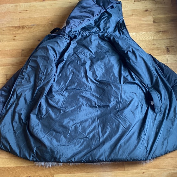 ZARA Long Black Puff Coat - Picture 3 of 8